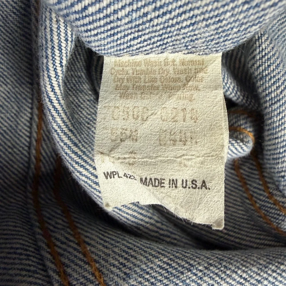 Levi Strauss Men's Blue‎ Denim Trucker Jacket Made in USA Vintage Size 44R